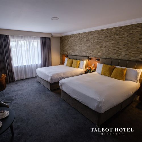 Talbot Hotel Midelton - Bedroom (2)